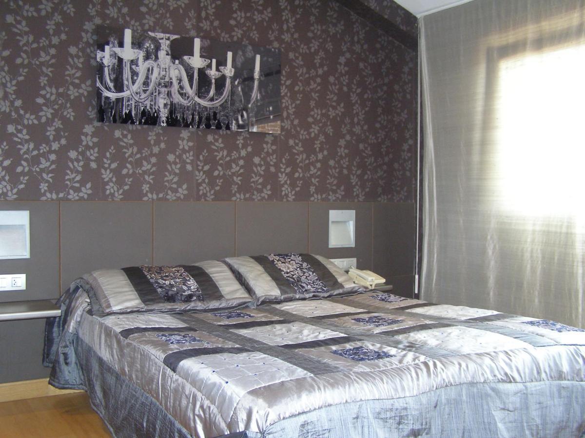 Hotel Area Serrano Buniel Εξωτερικό φωτογραφία